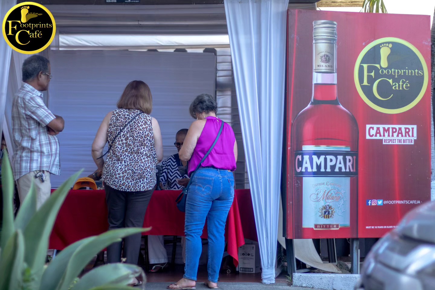 Footprints Cafe Entrance